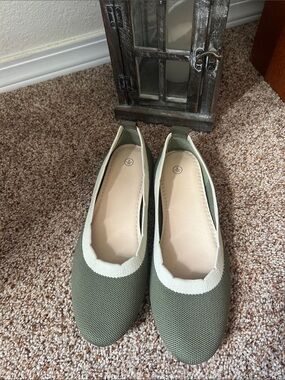 Women’s Olive Green Knit Ballet Flats